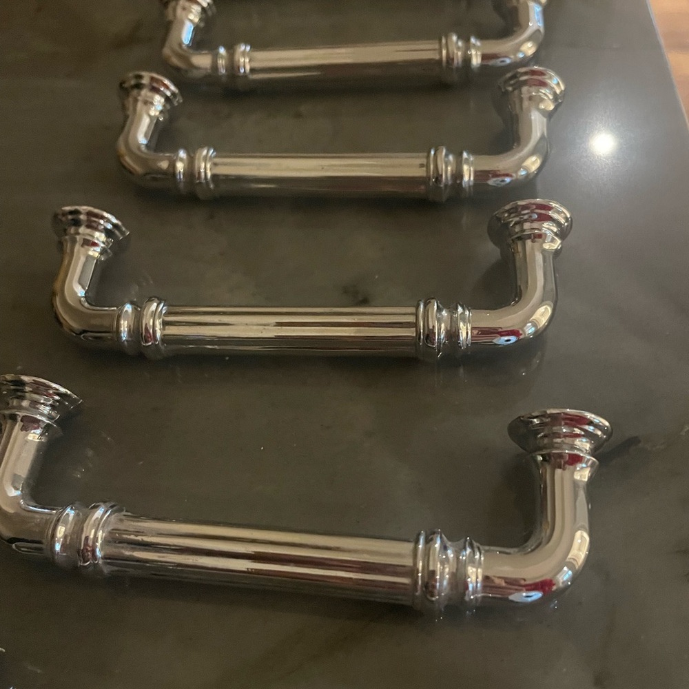 Top knobs Reeded drawer pull. Set of 8 - Picture 3 of 9